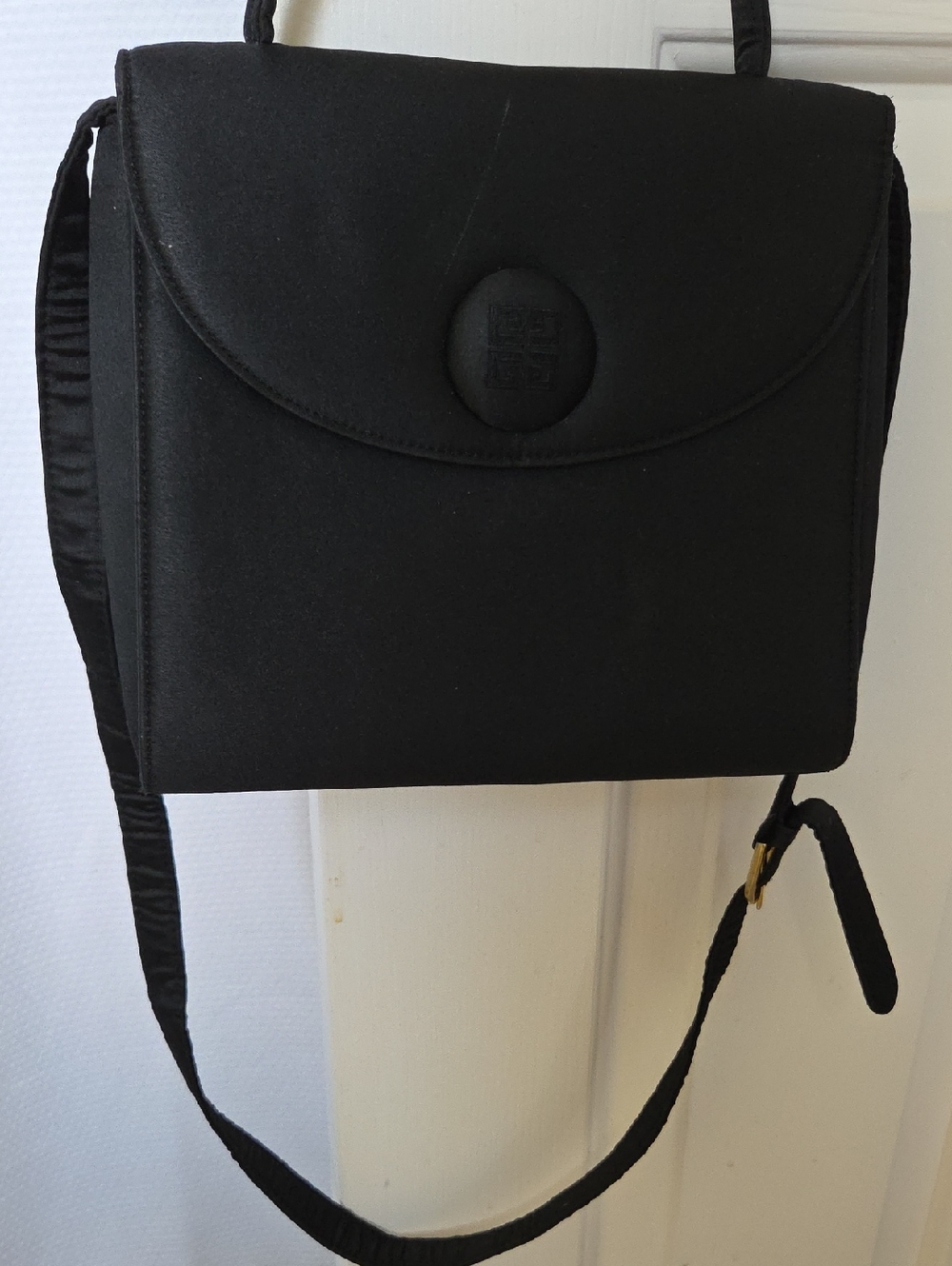 Givenchy Classic Black Women’s Top-Handle and Crossbody Bag